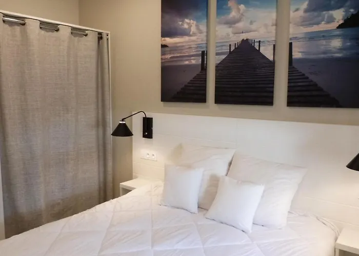 Pour 4 Pers Avec Terrasse, Jardin, Piscine Et Acces - Animaux Admis - Fr-1-194-218 Apartment La Tranche-sur-Mer