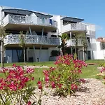Pour 4 Pers Avec Terrasse, Jardin, Piscine Et Acces - Animaux Admis - Fr-1-194-218 아파트 *