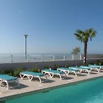 Pour 4 Pers Avec Terrasse, Jardin, Piscine Et Acces - Animaux Admis - Fr-1-194-218 아파트 *