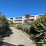 Pour 4 Pers Avec Terrasse, Jardin, Piscine Et Acces - Animaux Admis - Fr-1-194-218 *