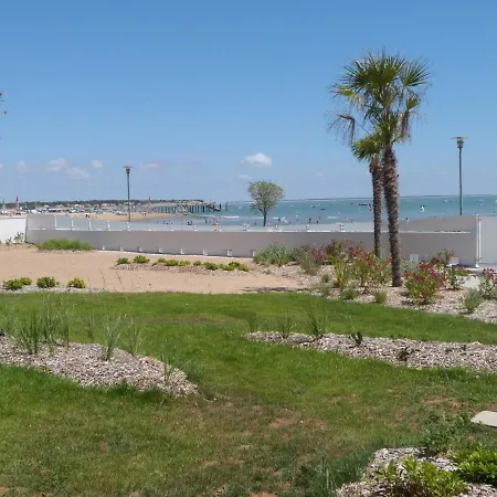 Apartamento Pour 4 Pers Avec Terrasse, Jardin, Piscine Et Acces - Animaux Admis - Fr-1-194-218 *