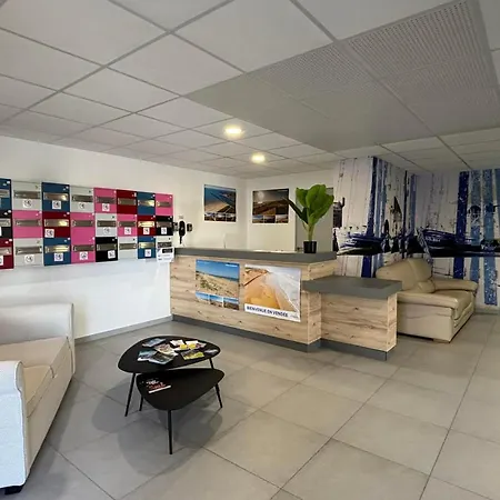 Pour 4 Pers Avec Terrasse, Jardin, Piscine Et Accès - Animaux Admis - Fr-1-194-218 Appartamento